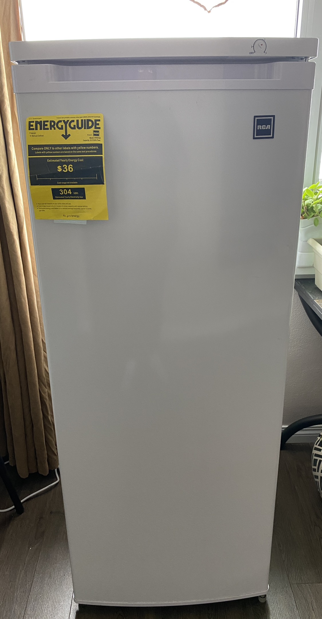 RCA upright freezer