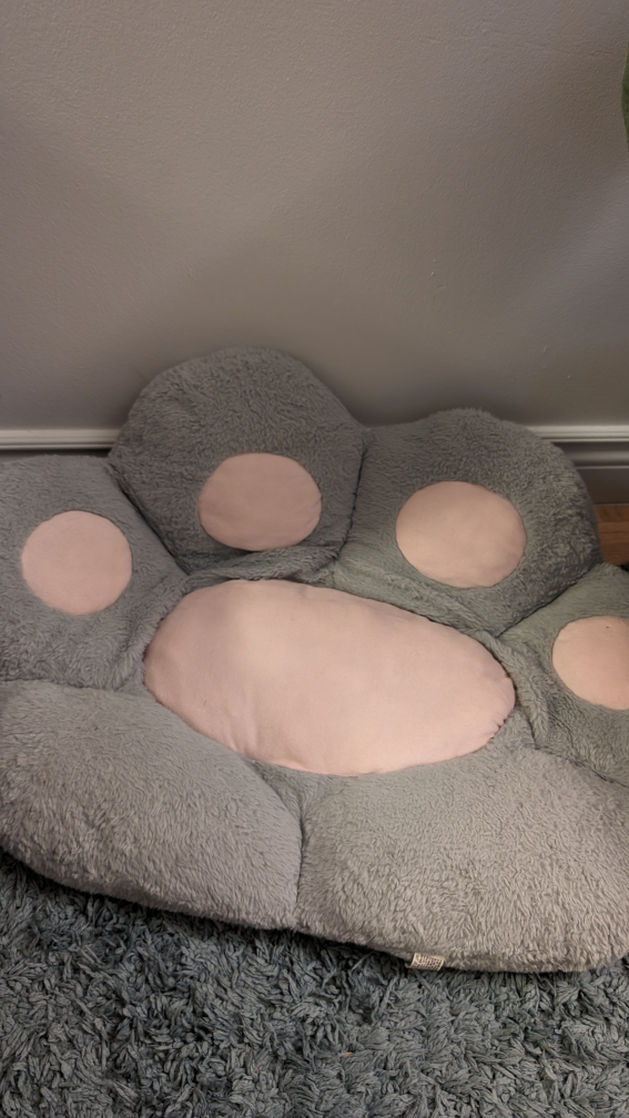 🥕 Paw Chair Cushion plushie - photo 4