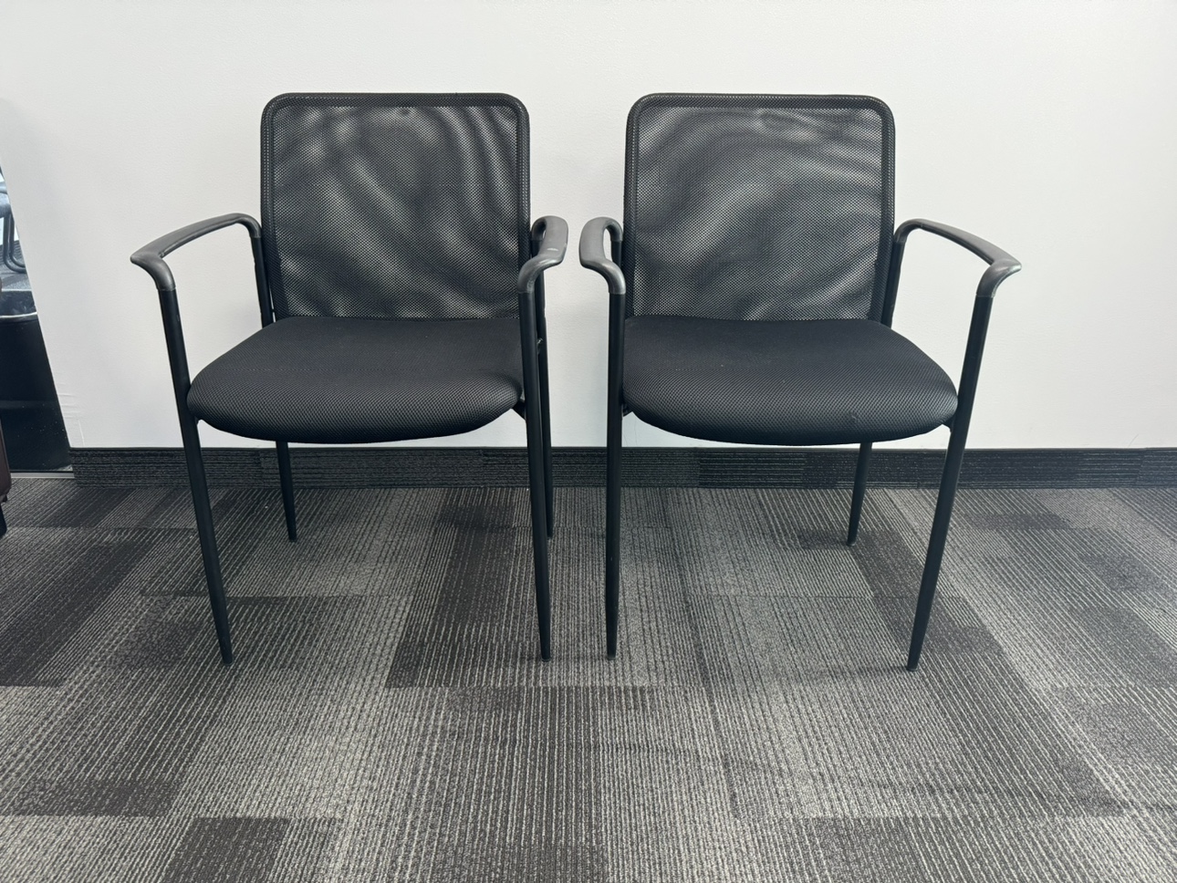 Stylish Reception Chairs - Great Condition! (Set of 2) - photo 2