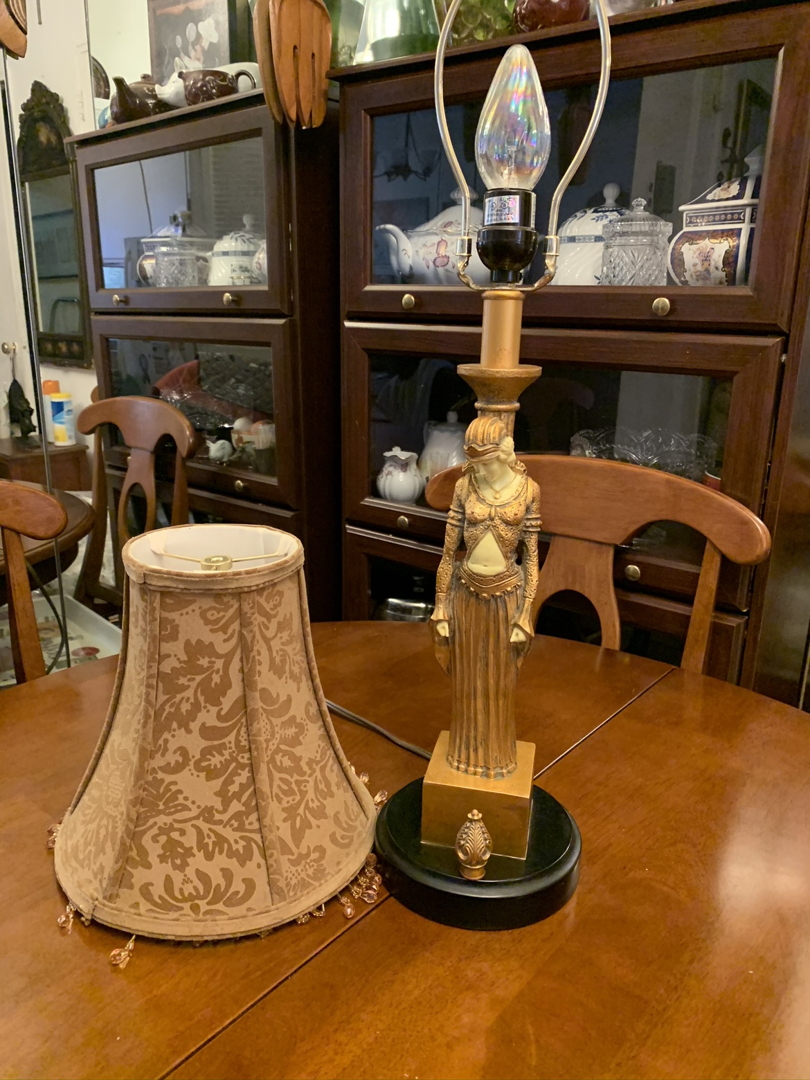 Vintage art deco style table lamp 27H image indicator(8)