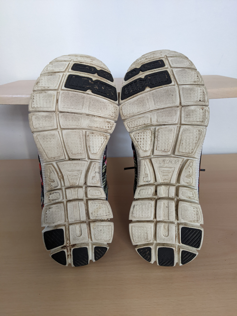 Skechers Lightweight Flex Sole Shoes Sneakers Footwear Size 7 image indicator(5)