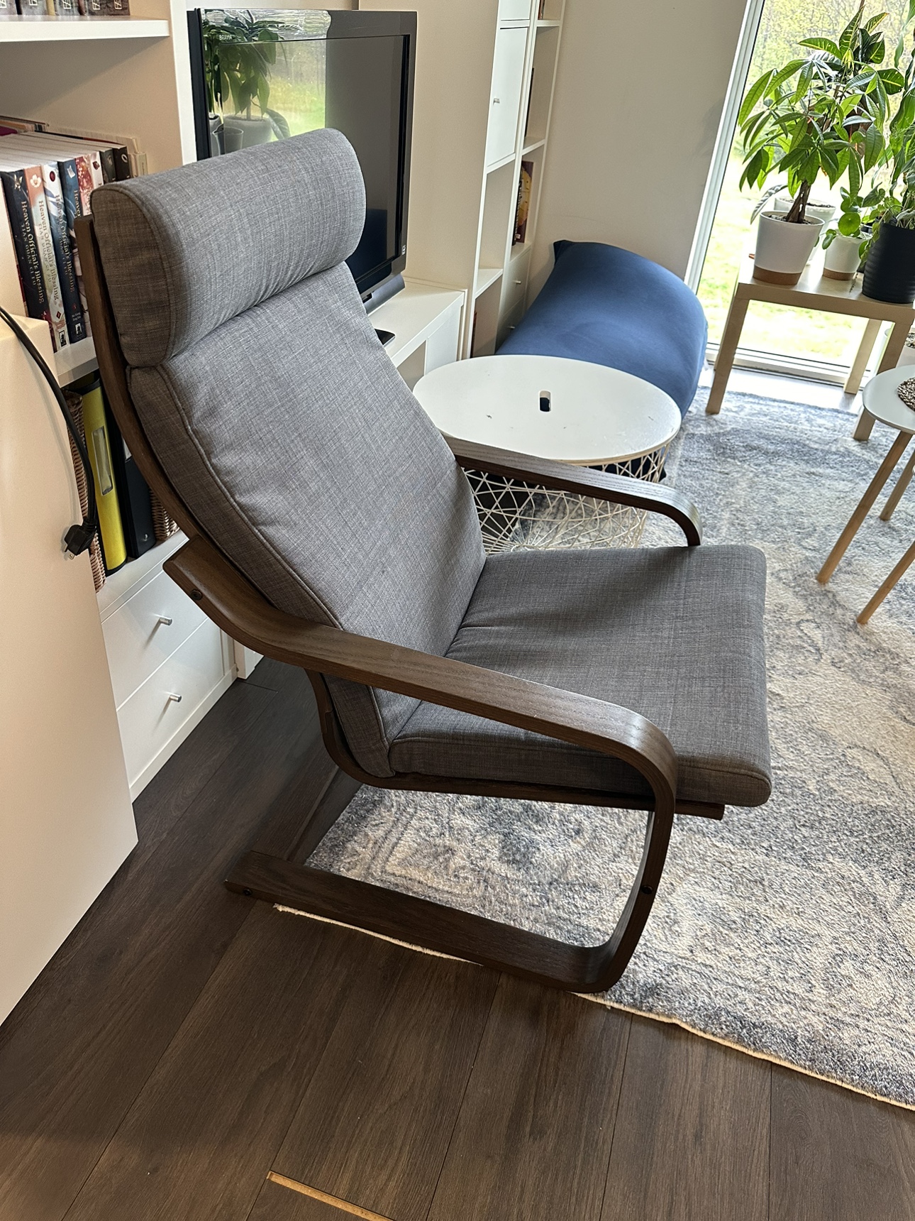 IKEA POANG Armchair image indicator(2)