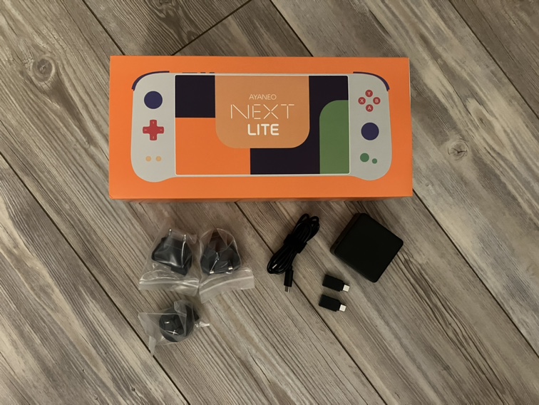 Ayaneo Next Lite Steam Deck-like handheld gaming PC - photo 2