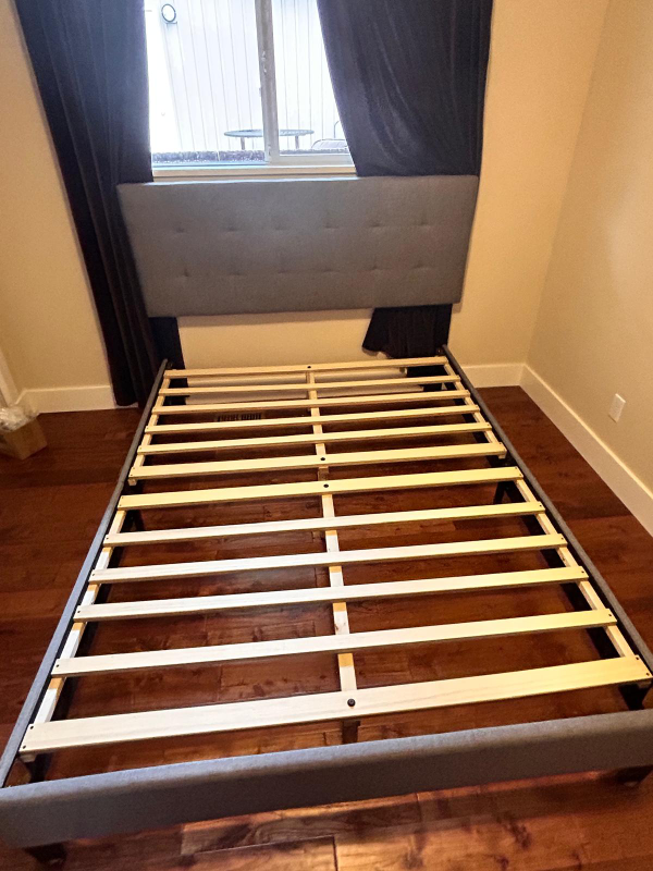 Queen Bed - photo 2