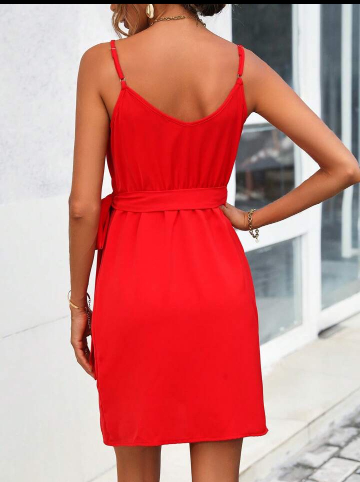 Red wrap dress image indicator(2)