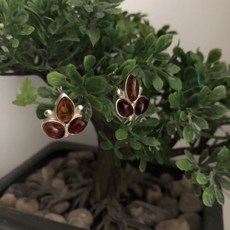 Baltic Amber Natural Clip Earrings thumbnail