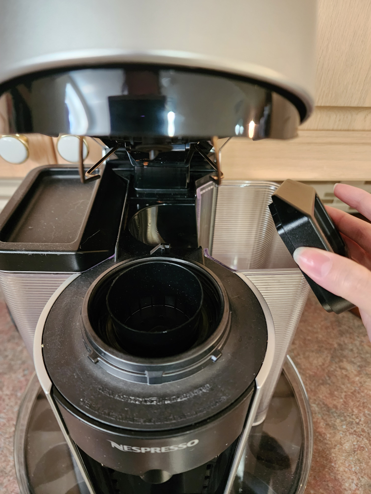 Nespresso Vertuo Evoluo & pod container image indicator(6)