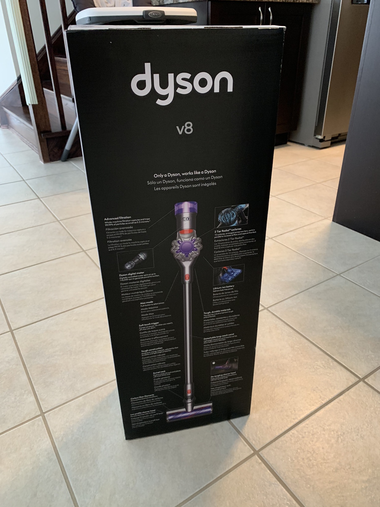 Dyson v8 brand new - photo 3