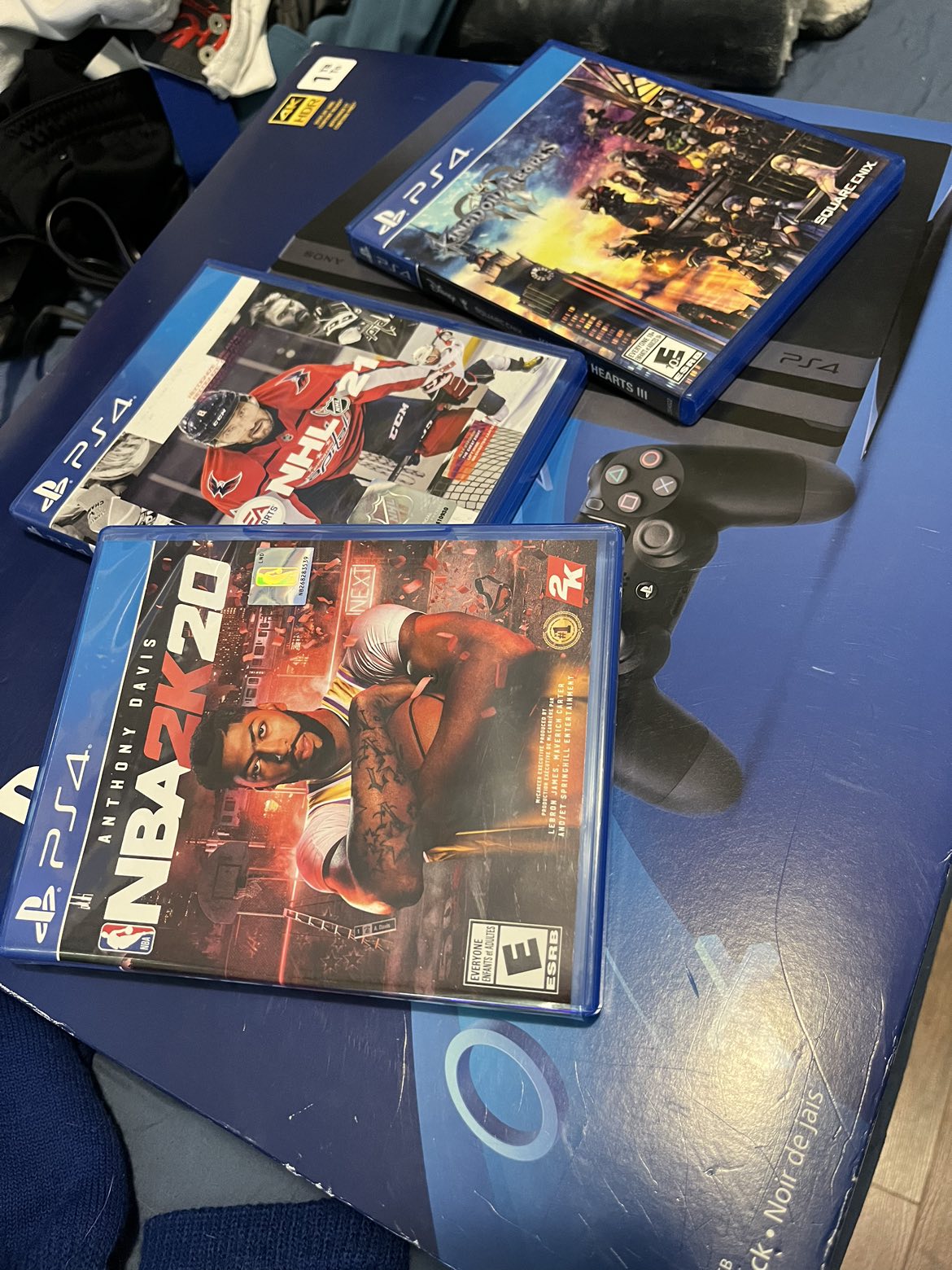 PS4 Pro 1TB - photo 2