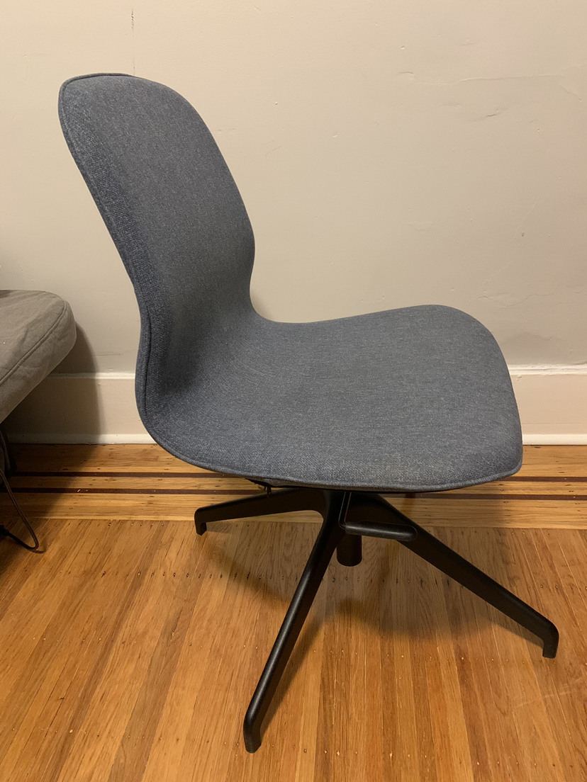 Desk chair
