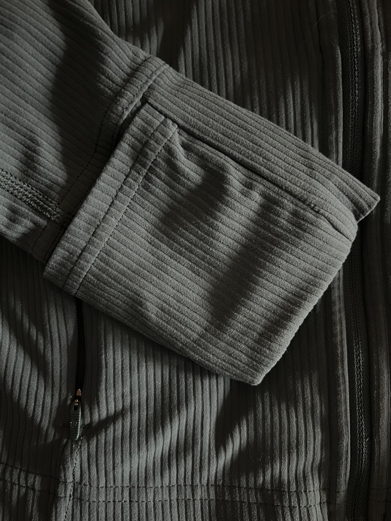 Lululemon Ribbed Nulu Cropped Define Jacket - size 8 image indicator(6)