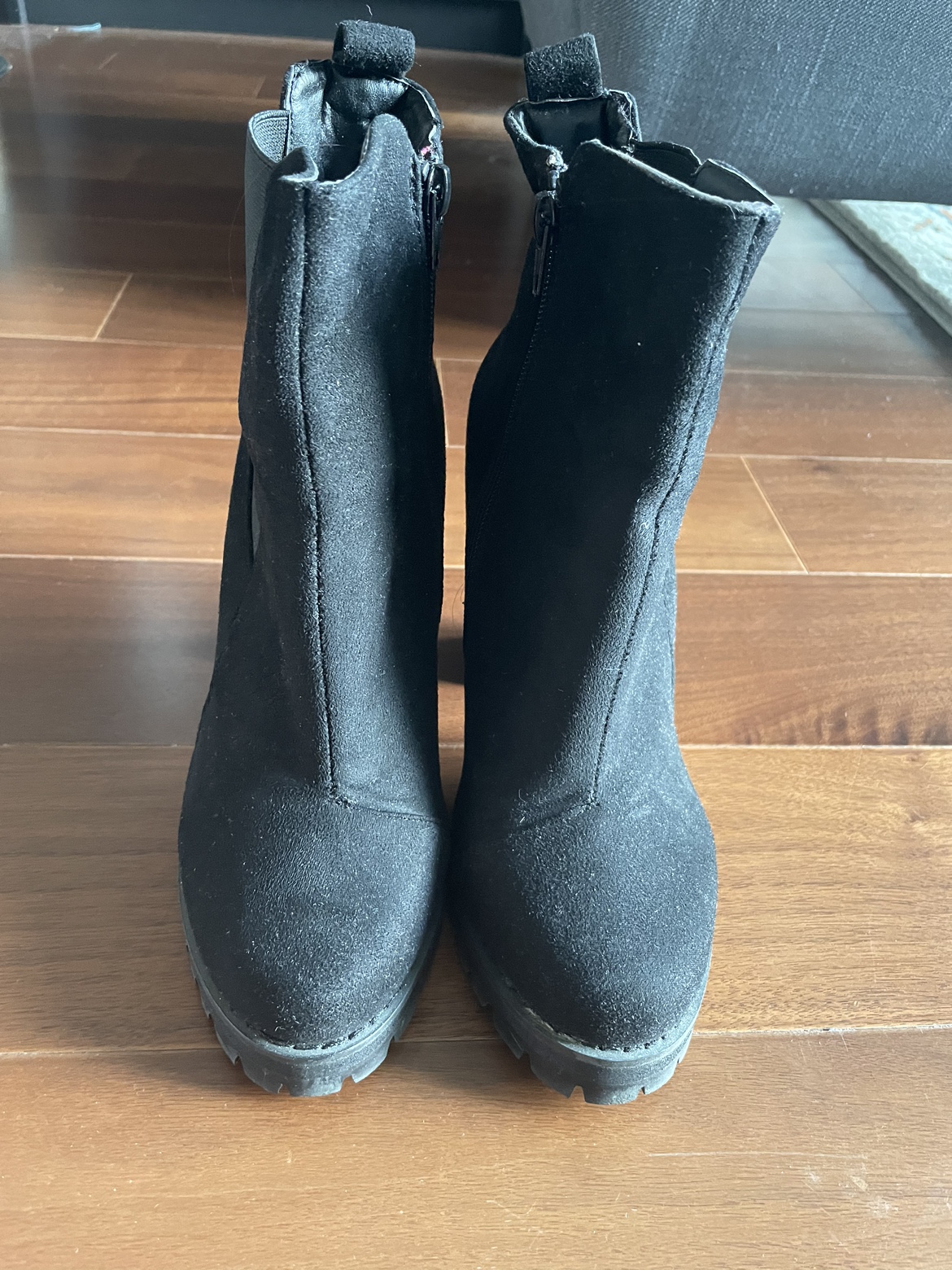 Black Boots Size 6 #freecycle thumbnail