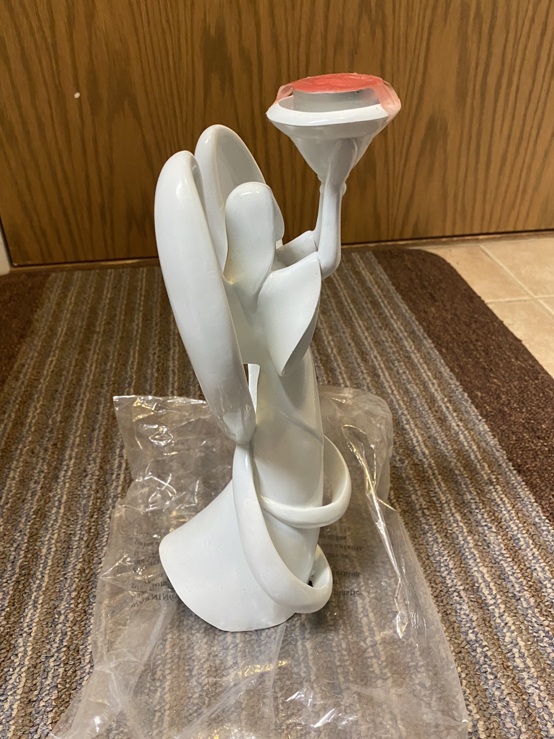 Les Cadeaux Elby Gifts White Angel Candle Holder image indicator(2)