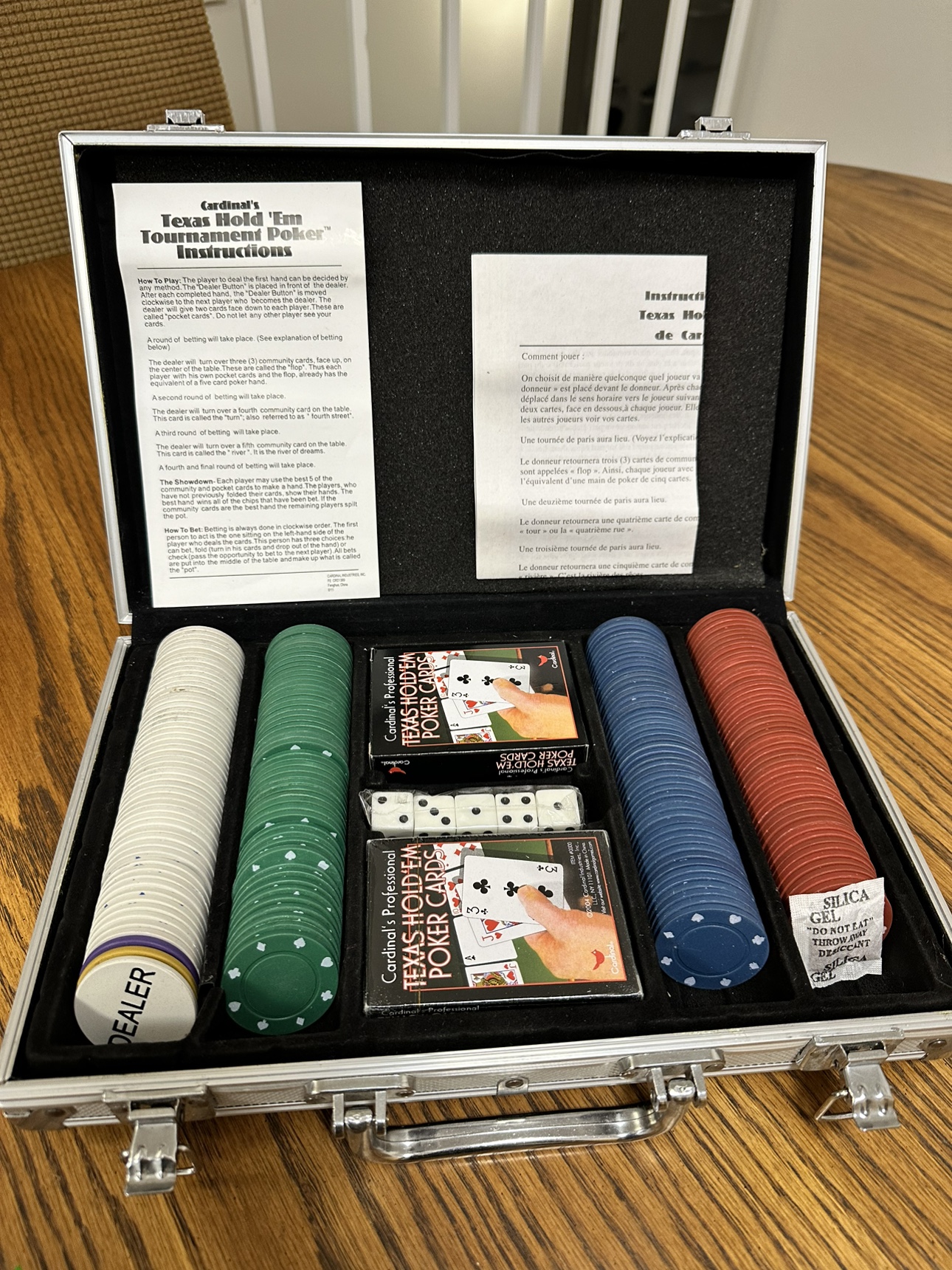 Poker set from Cardinal thumbnail