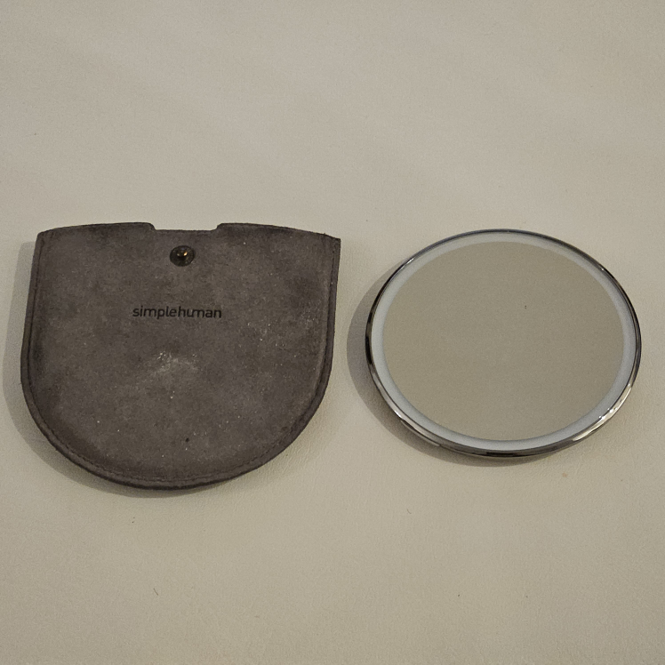 Simple human sensor mirror compact - photo 4