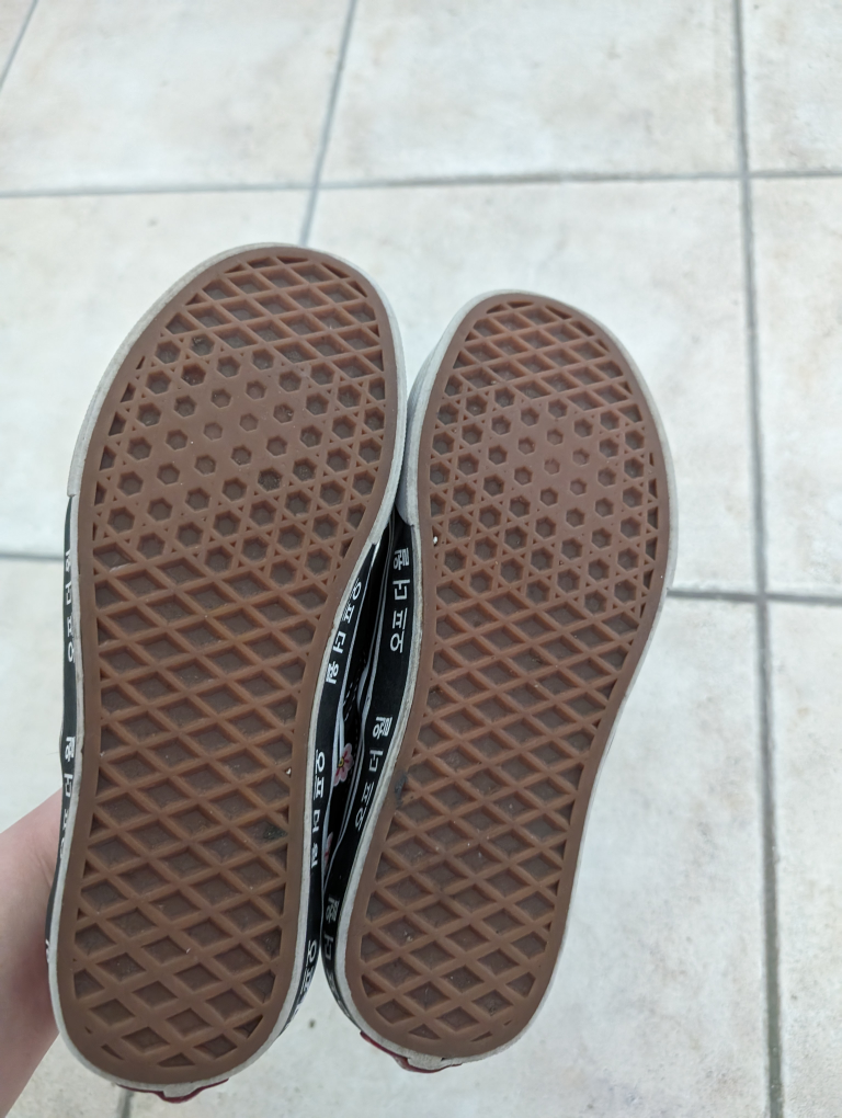 Vans shoes Womens size 7 - Buy dress and get them for $8 image indicator(5)