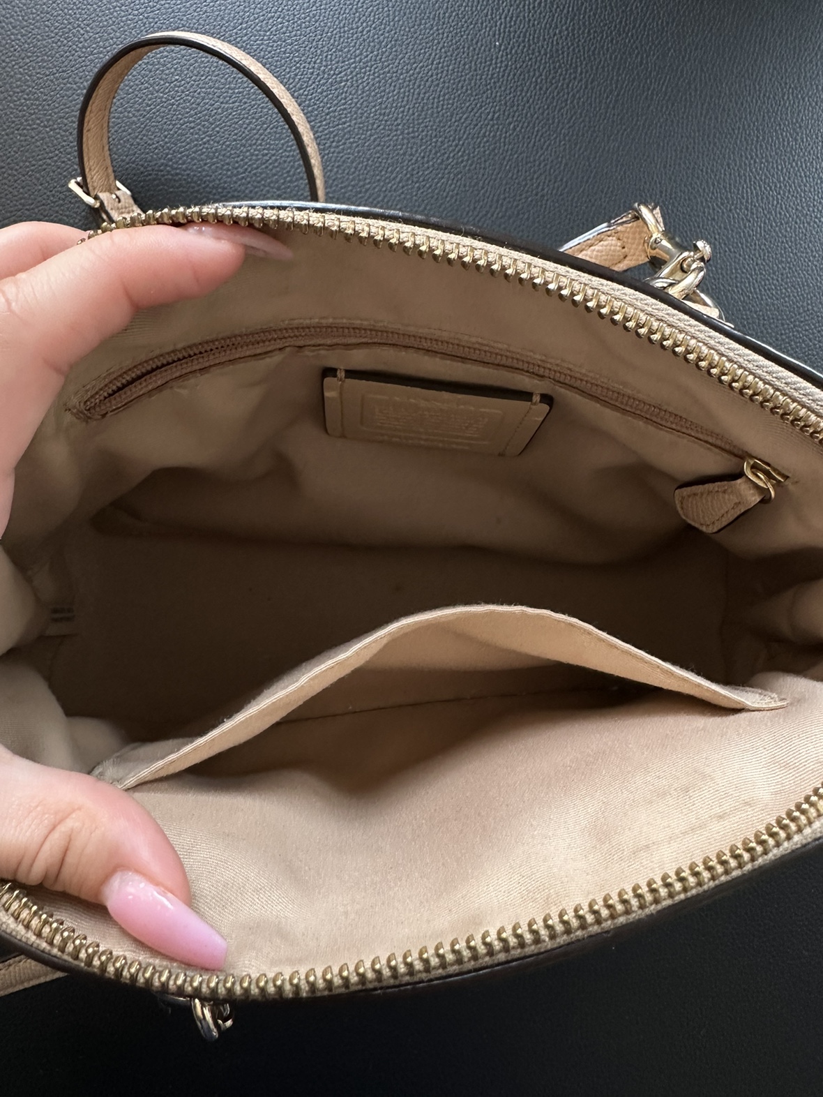 Coach womens bag beige - photo 4
