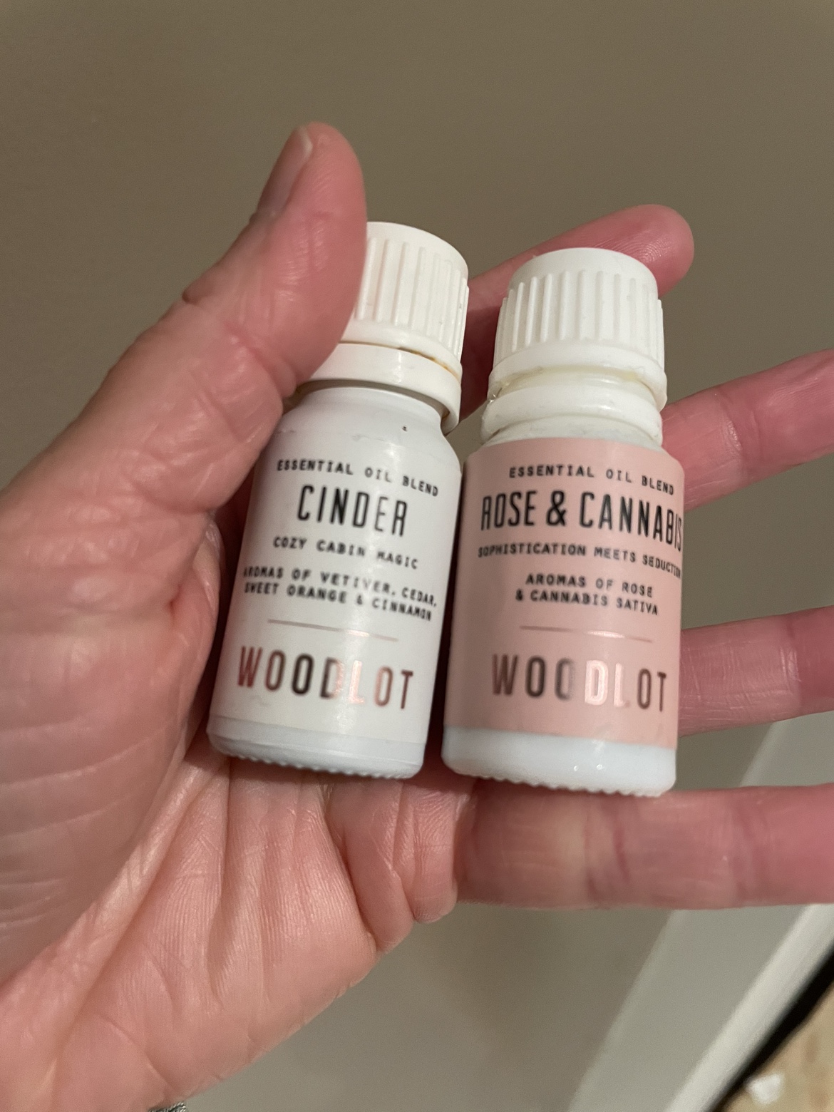Essential oils #freecycle thumbnail