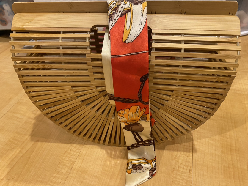 Bamboo tote bag with a scarf - photo 5