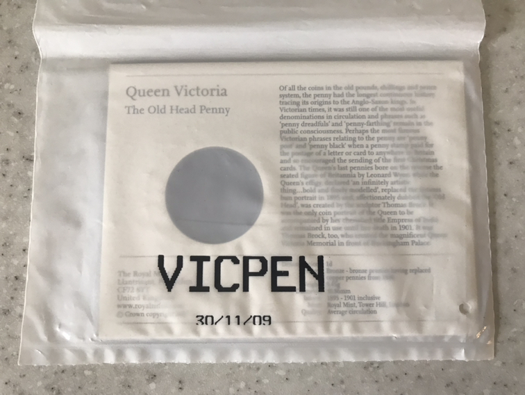 The Royal Mint Queen Victoria Old Veil Head Penny Presentation image indicator(2)