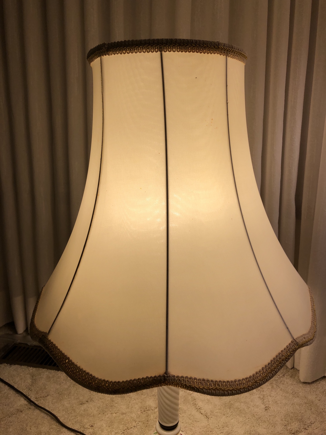 Vintage Marble Lamp with large shade - photo 3