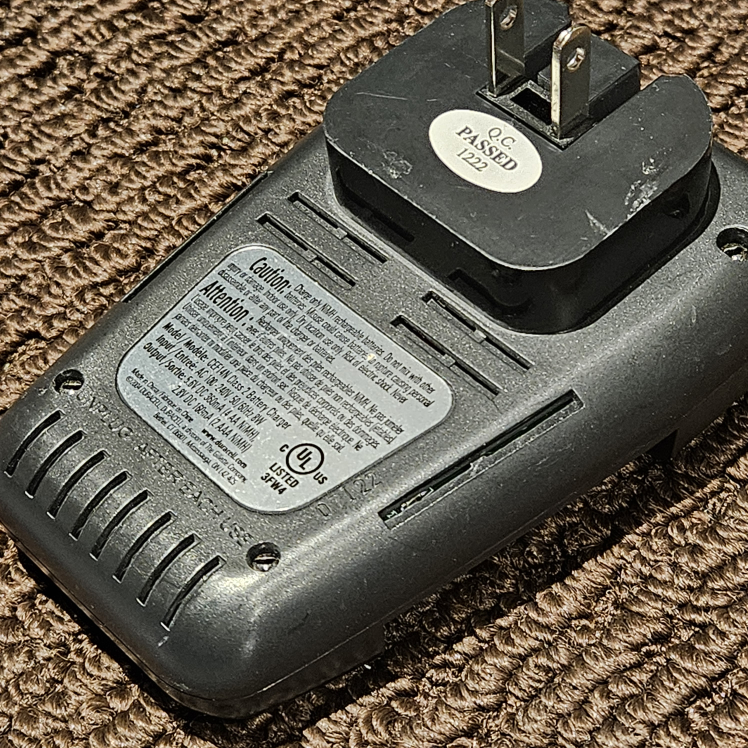 Battery charger #freecycle image indicator(2)