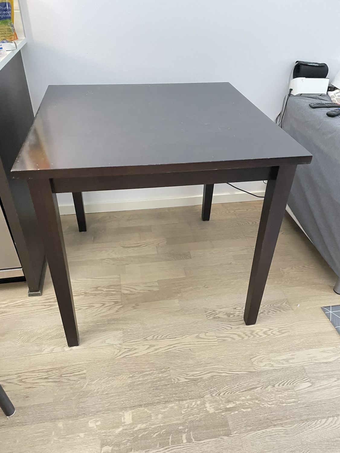 Hard wood extendable dining table + 2 chairs image indicator(2)