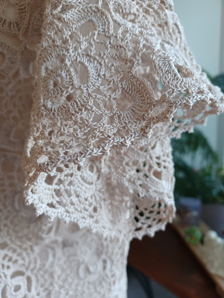 hand crochet short-sleeved top - photo 5