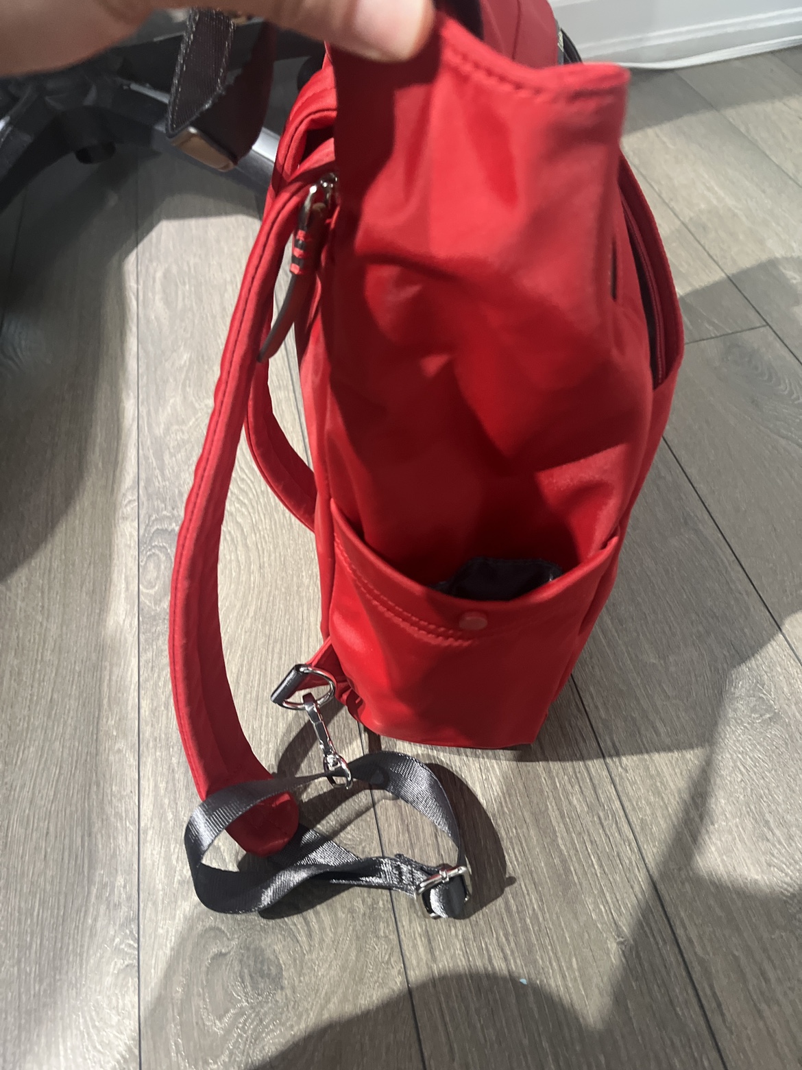 Backpack Red image indicator(5)