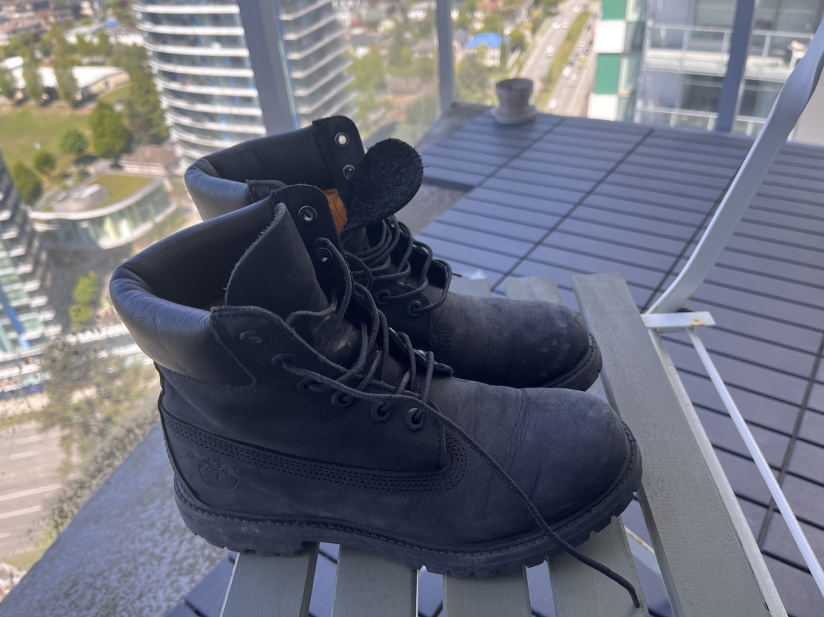 Black Timberlands Boots - Size 8M - photo 4