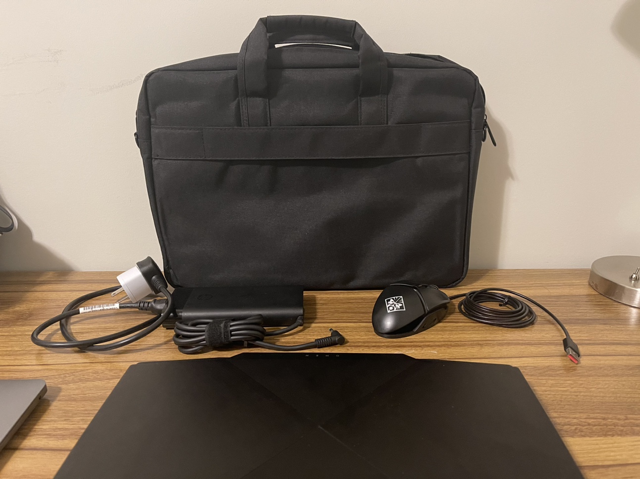 HP OMEN 15 Gaming Laptop image indicator(8)