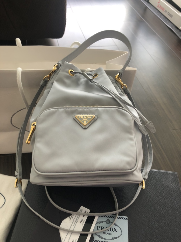 Prada re nylon bucket bag - photo 2