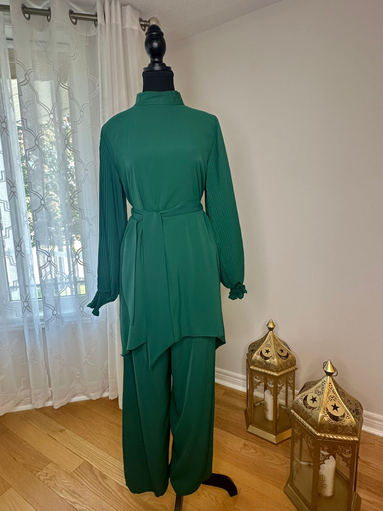 Brand New 2 pc pants and top in green image indicator(2)