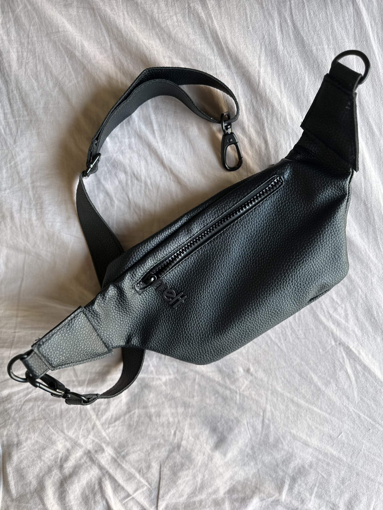 Melt (Melt Cosmetics) Cross Body Sling Bag (Belt bag) in black image indicator(2)