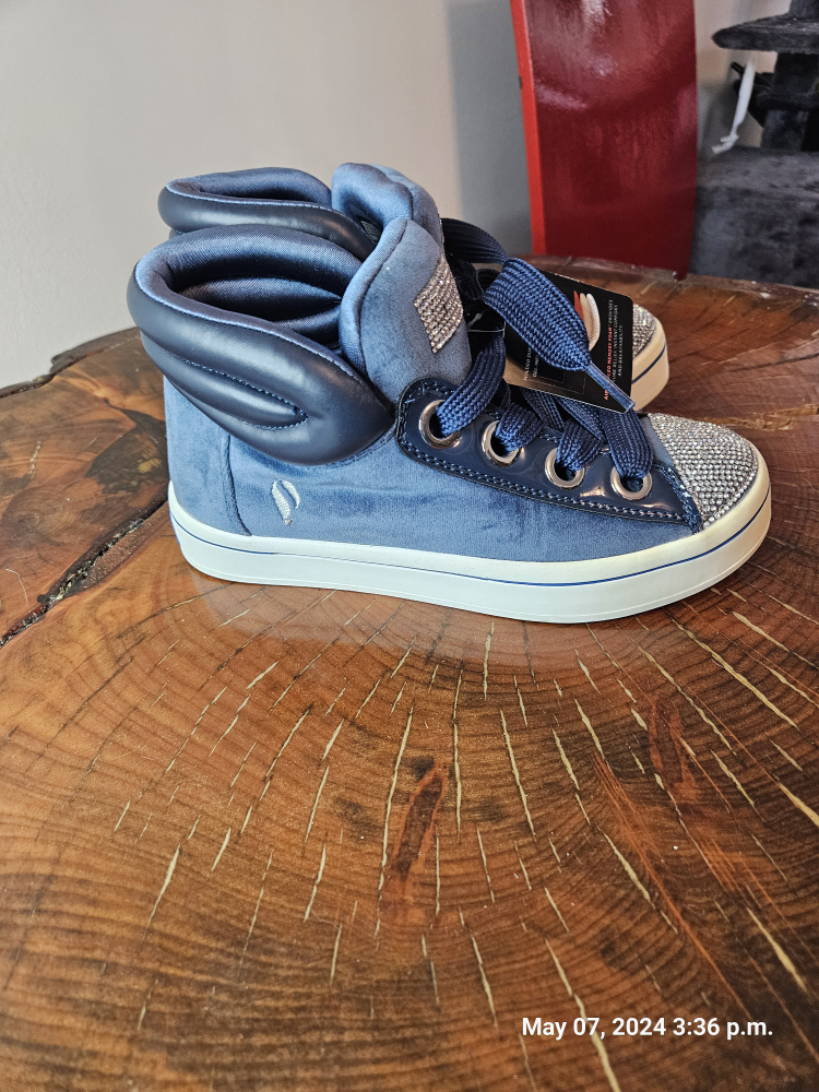 Kids high tops image indicator(2)