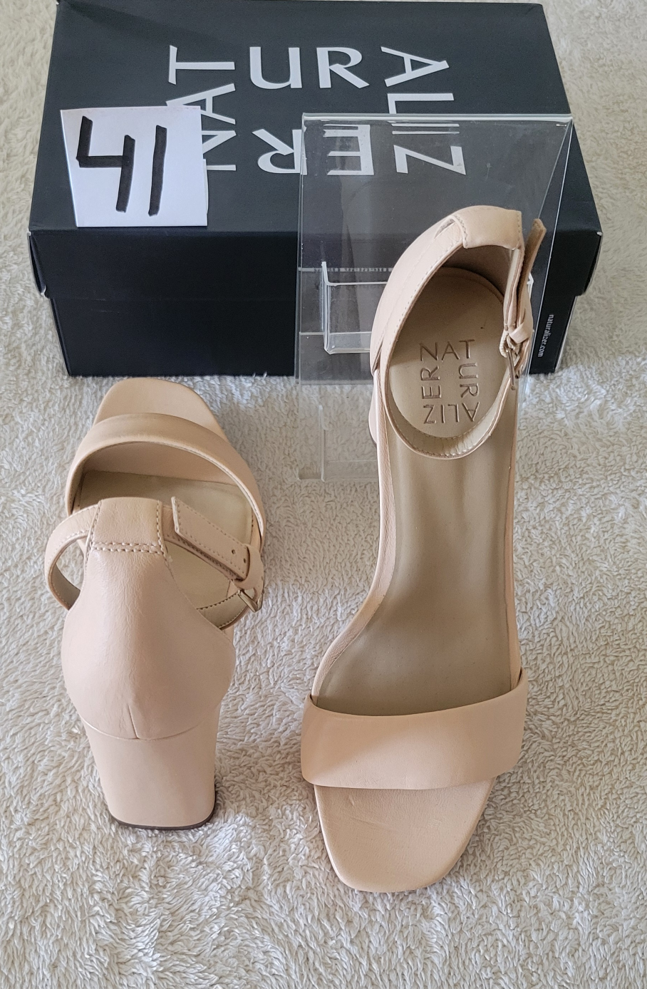 Female Naturalizer Sandals/Comfortable  Women's Heels image indicator(2)