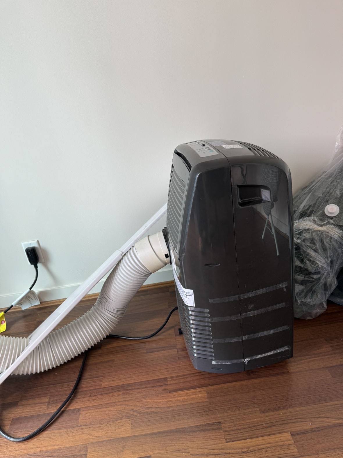 PORTABLE Air conditioner DeLonghi 🥕 thumbnail