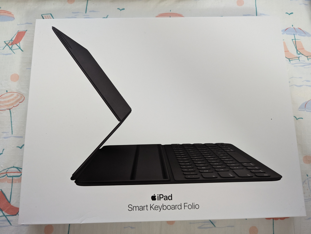 iPad Smart Folio Keyboard