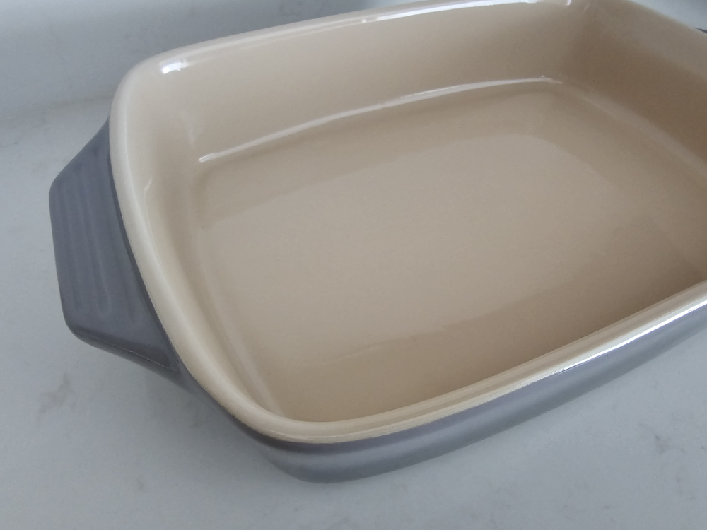 3.3L Le Creuset Casserole Dish [Never Used] image indicator(3)