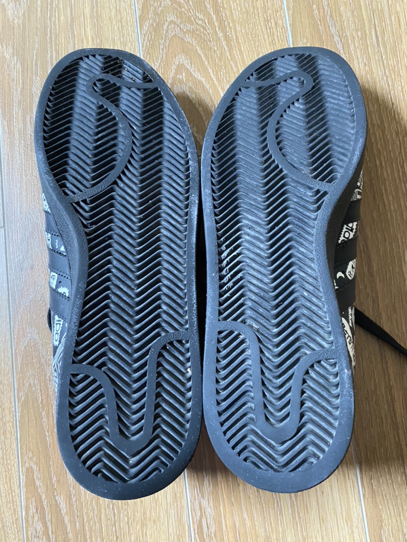 Adidas Originals Superstar "graffiti" image indicator(4)