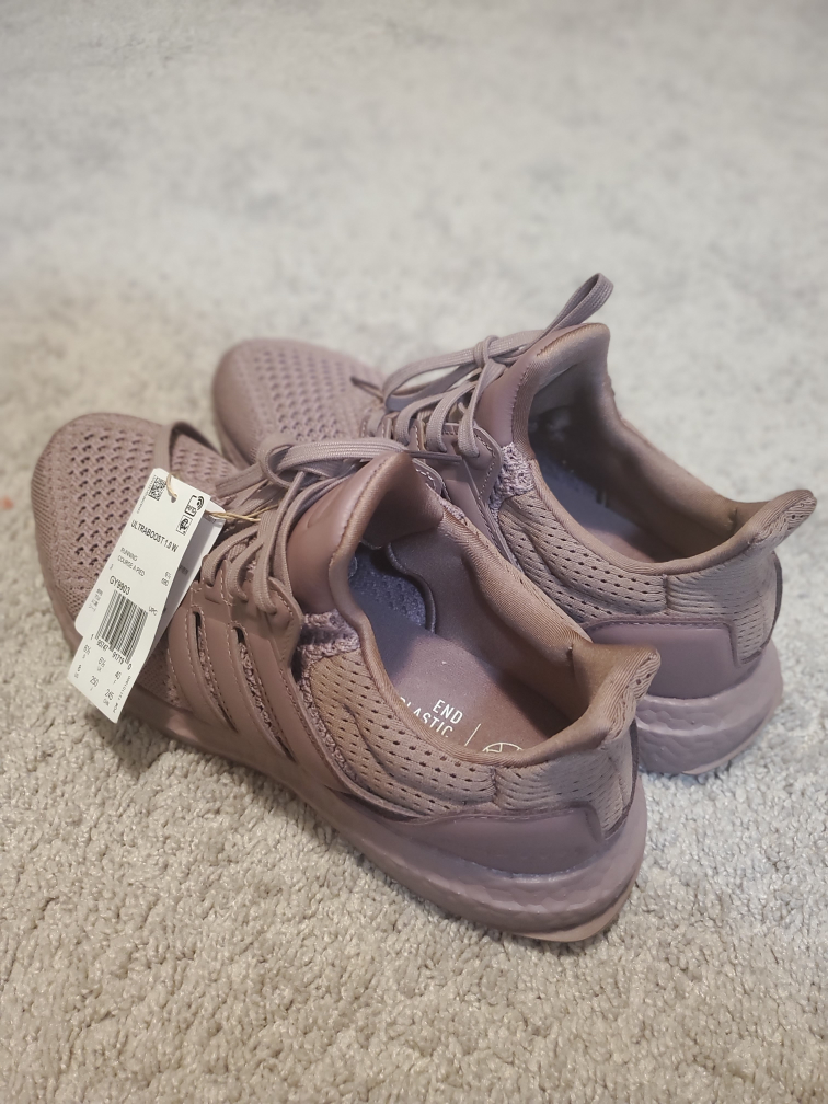 ADIDAS Ultraboost 1.0 W Size 8-US - photo 2