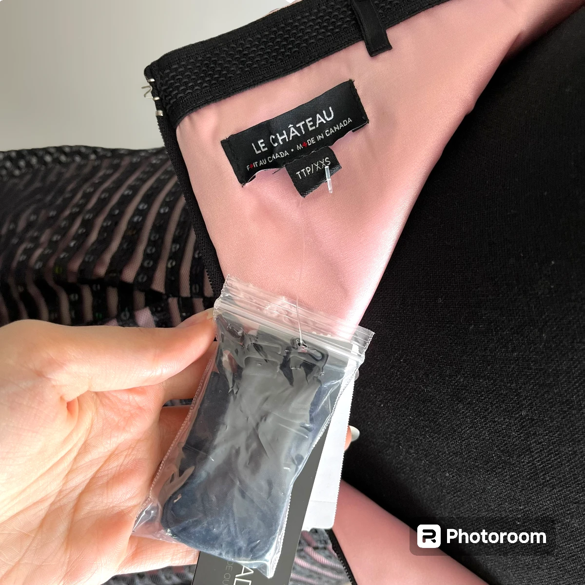 🎀 BRAND NEW 🎀 Le Château Dress 👗 image indicator(5)