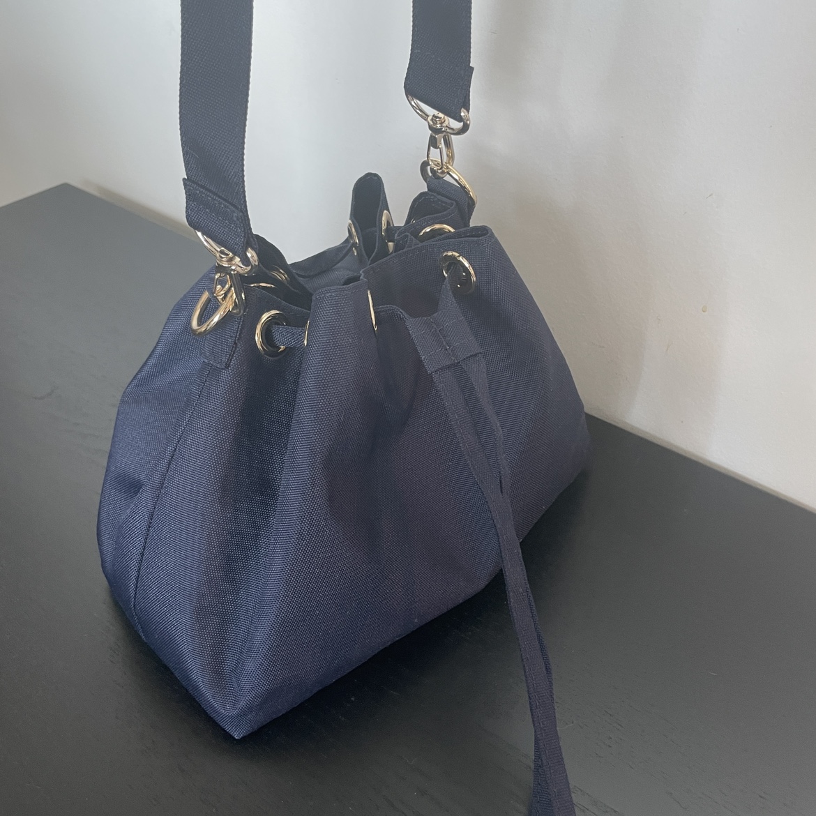 Eco-friendly fabric bucket bag made of recycled plastic image indicator(2)