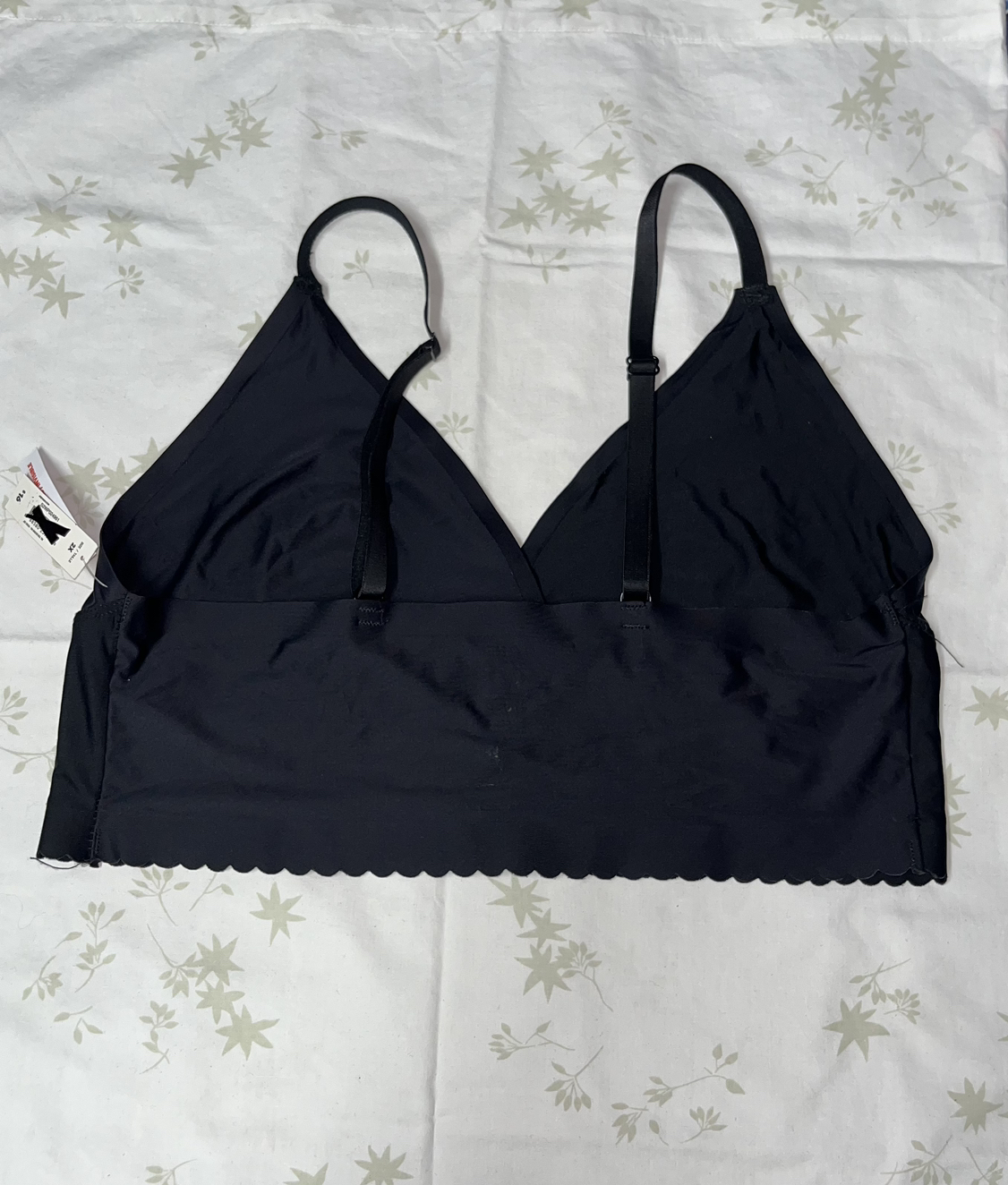 BNWT Joe Fresh no show underwire-free bralette. Pu in Thornhill - photo 2