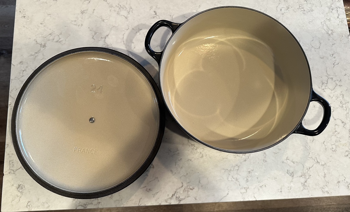 Le Creuset Shallow Dutch Oven - photo 2