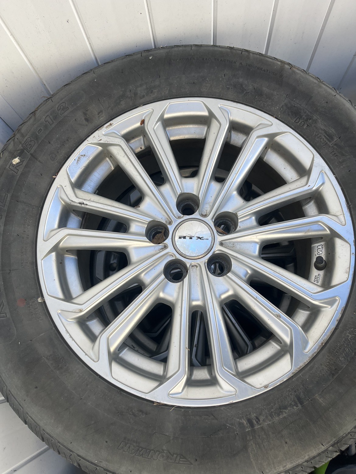 Summer tires for a Toyota Corolla