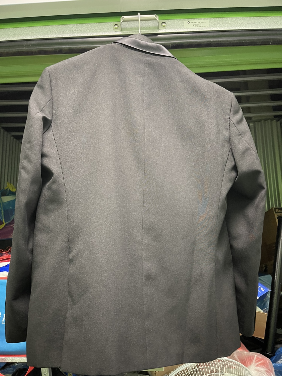 Men’s 3 Piece Suit Blazer, Vest, & Pants image indicator(5)