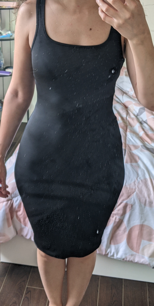 black dress thumbnail
