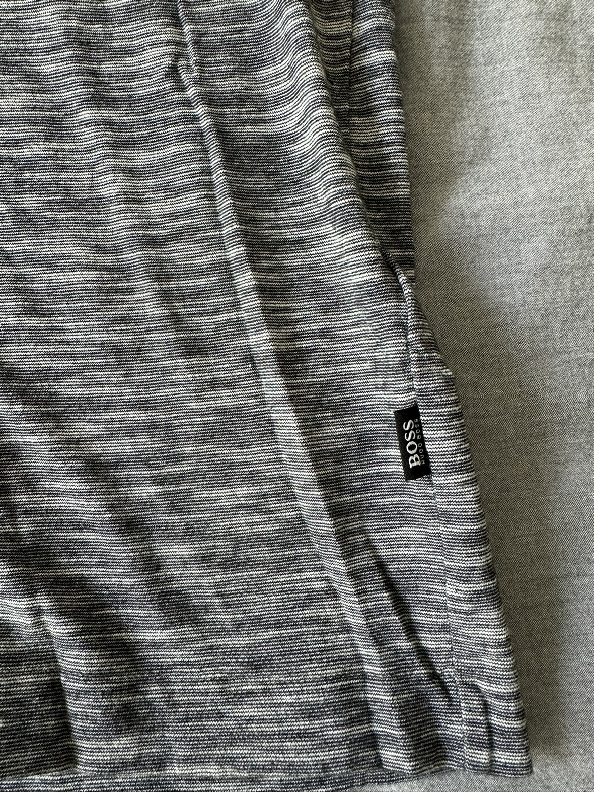 Hugo Boss T-shirt - photo 2