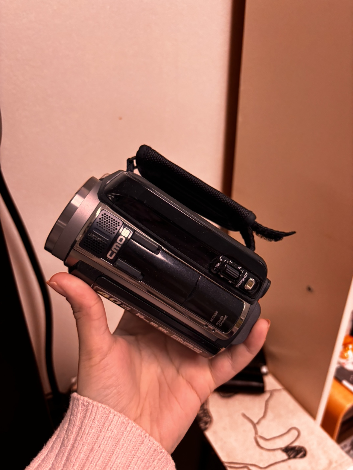 JVC Everio 40GB Hard Disk Drive High-Definition CamcordeR - photo 3